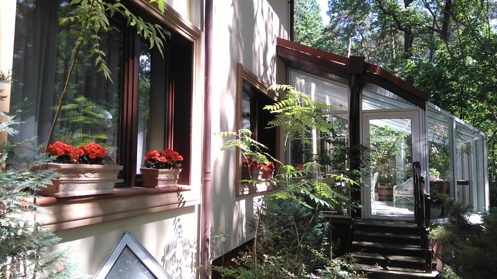 Villa Podkowa Podkowa Leśna Kültér fotó