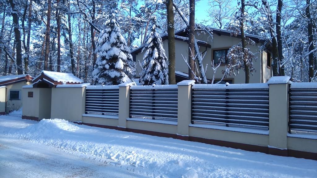 Villa Podkowa Podkowa Leśna Kültér fotó