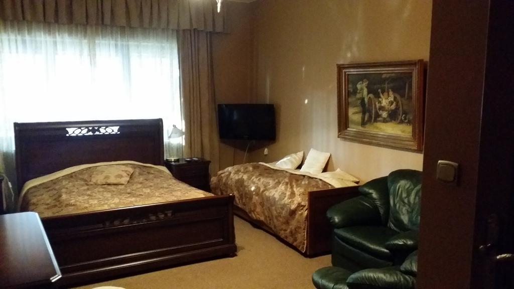 Villa Podkowa Podkowa Leśna Kültér fotó