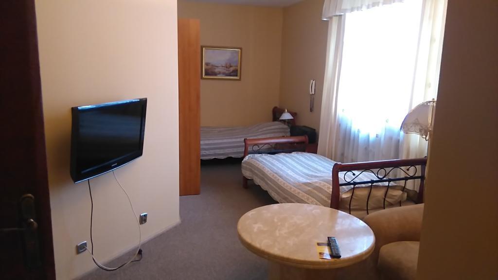 Villa Podkowa Podkowa Leśna Kültér fotó
